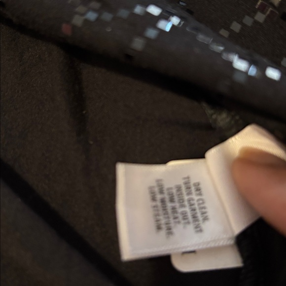 St. John Black Sequin Sweater made in Mexico - Picture 4 of 7